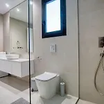 Starry Bay Luxury Apartment