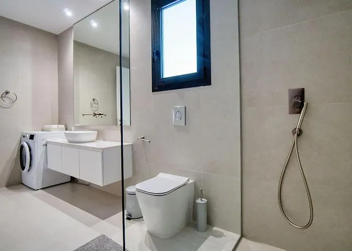 Starry Bay Luxury Apartment