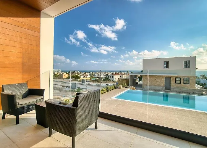 Starry Bay Luxury Klorakas